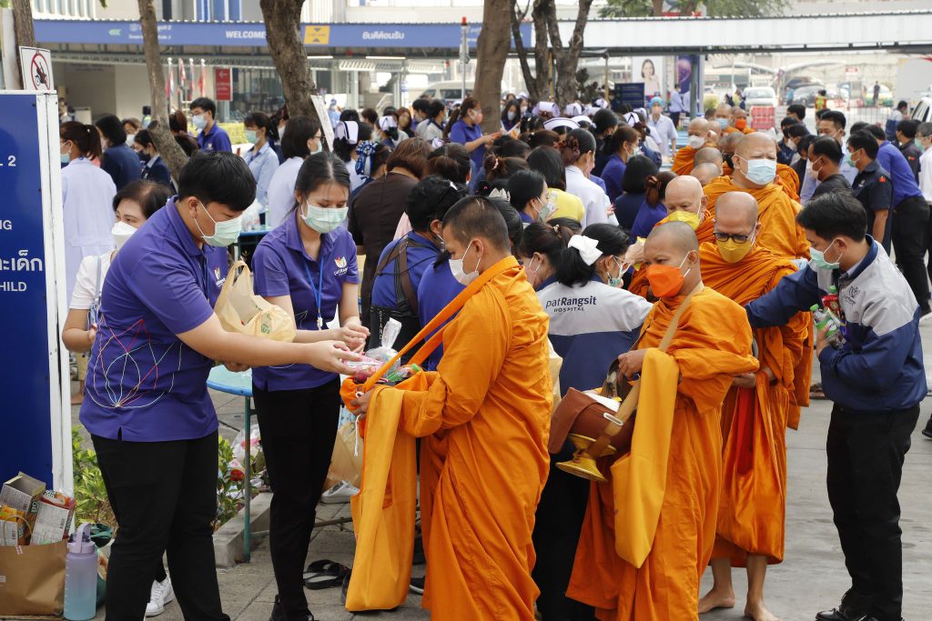 PatRangsit Hospital Group Held A 37 Years Anniversary Merit Ceremony ...