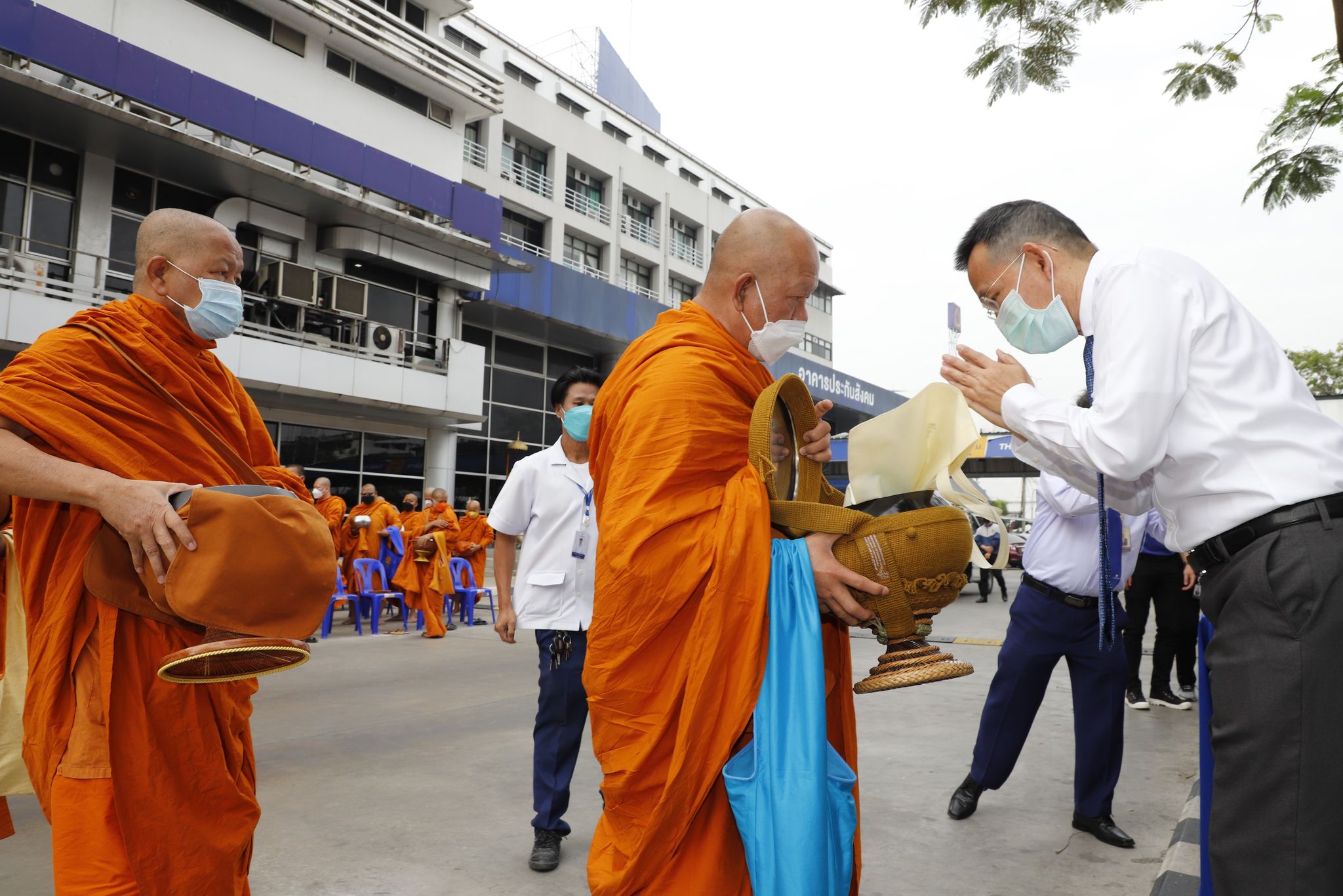 PatRangsit Hospital Group Held A 37 Years Anniversary Merit Ceremony ...